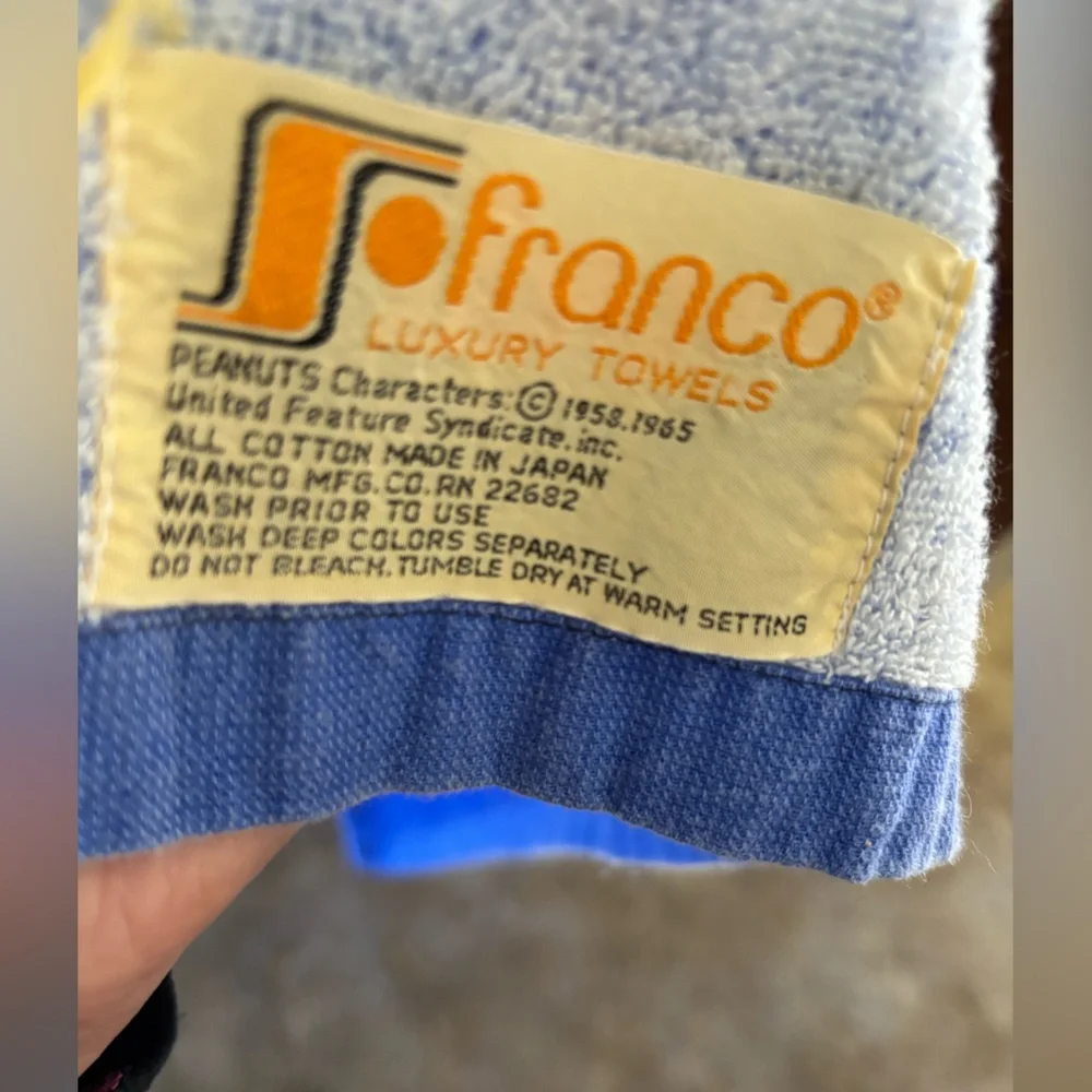 Peanuts Luxury Towel with Blue Trim